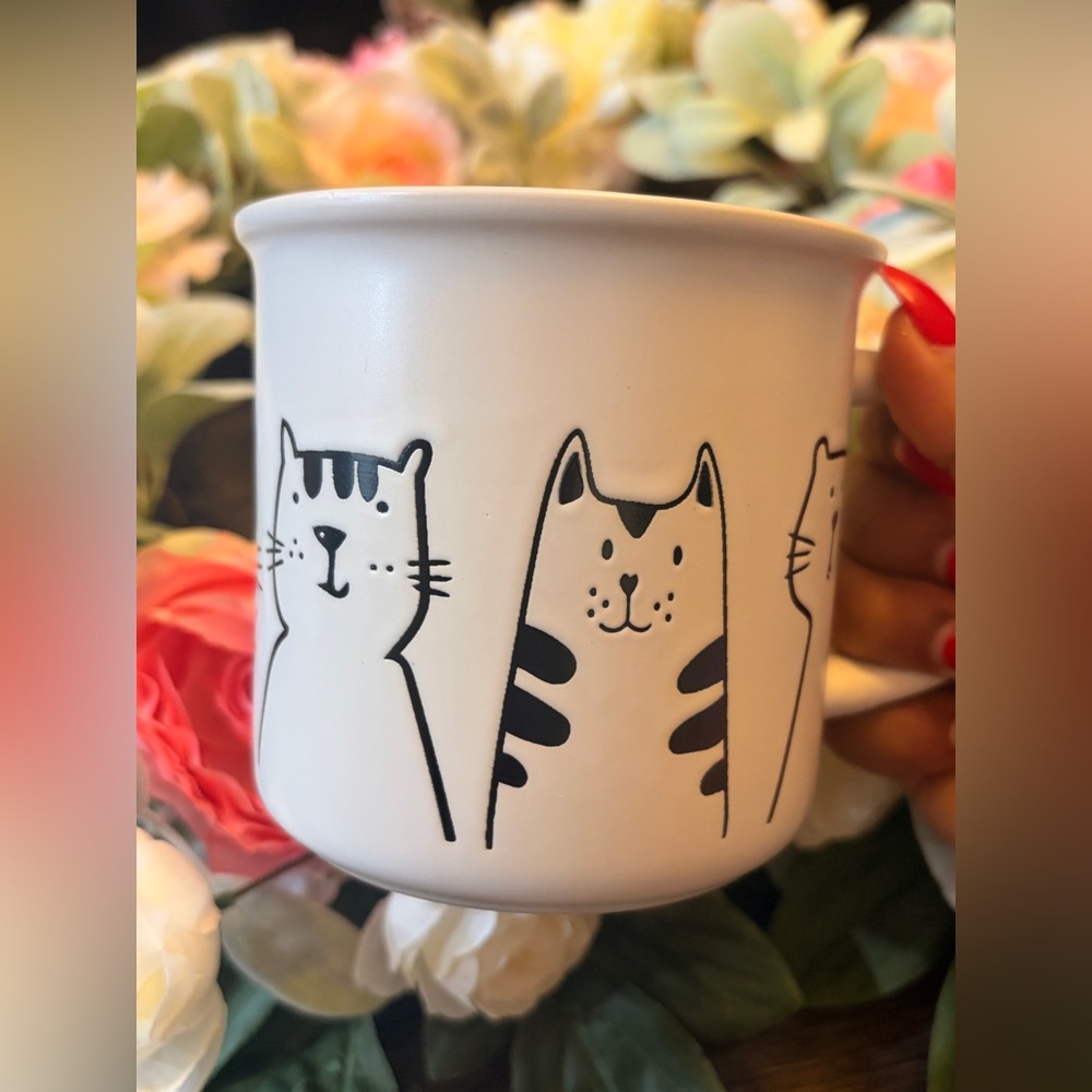 Cute Cat Design Ceramic Mug - Picture 3 of 5